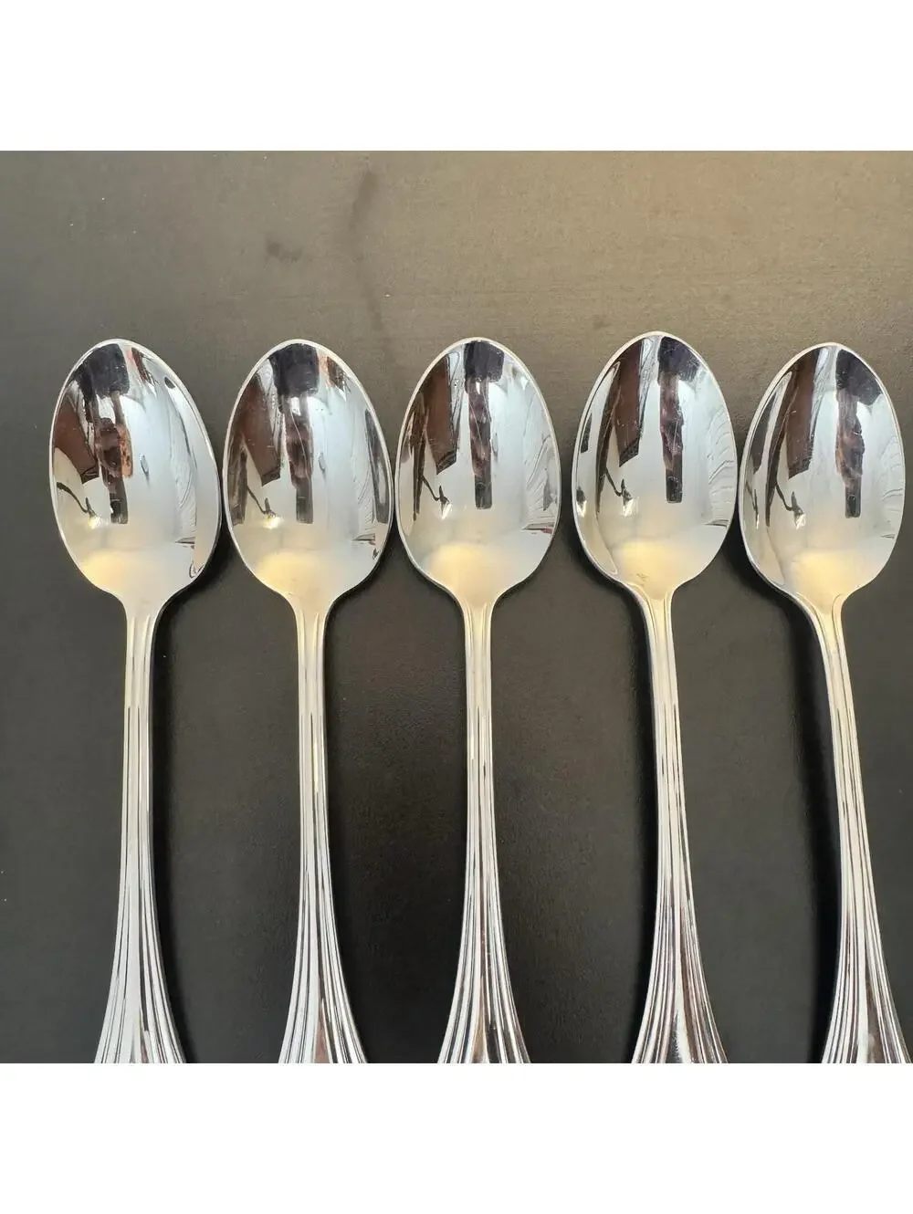 Reed & Barton Covington 5 Stainless Oval Soup Spoons 6 3/4